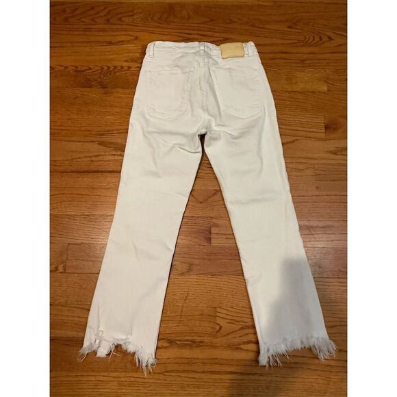 Zara White Distressed Cropped Bootcut Jeans Size 4 - Picture 2 of 3
